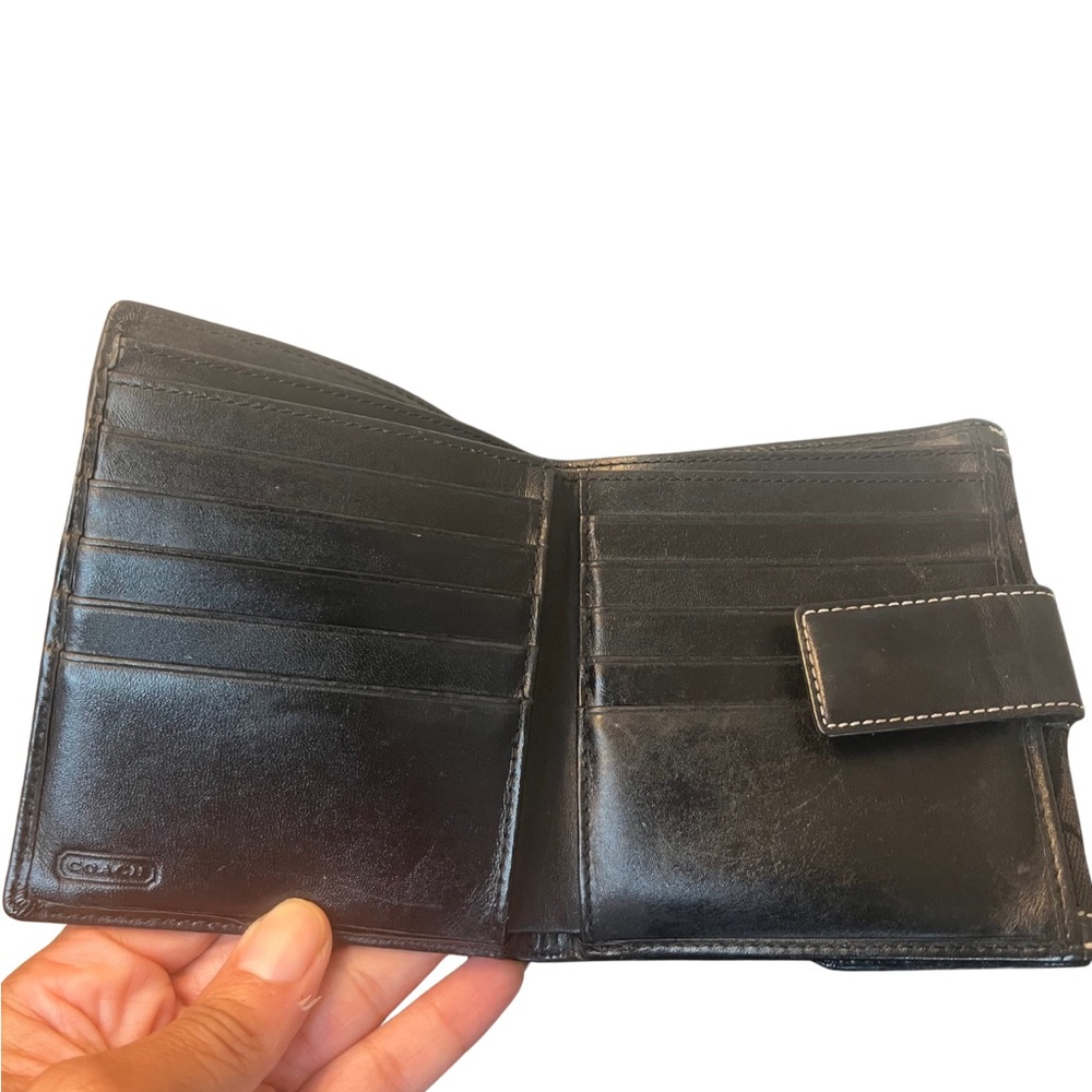 Coach Signature Canvas Bifold Wallet - Picture 12 of 15